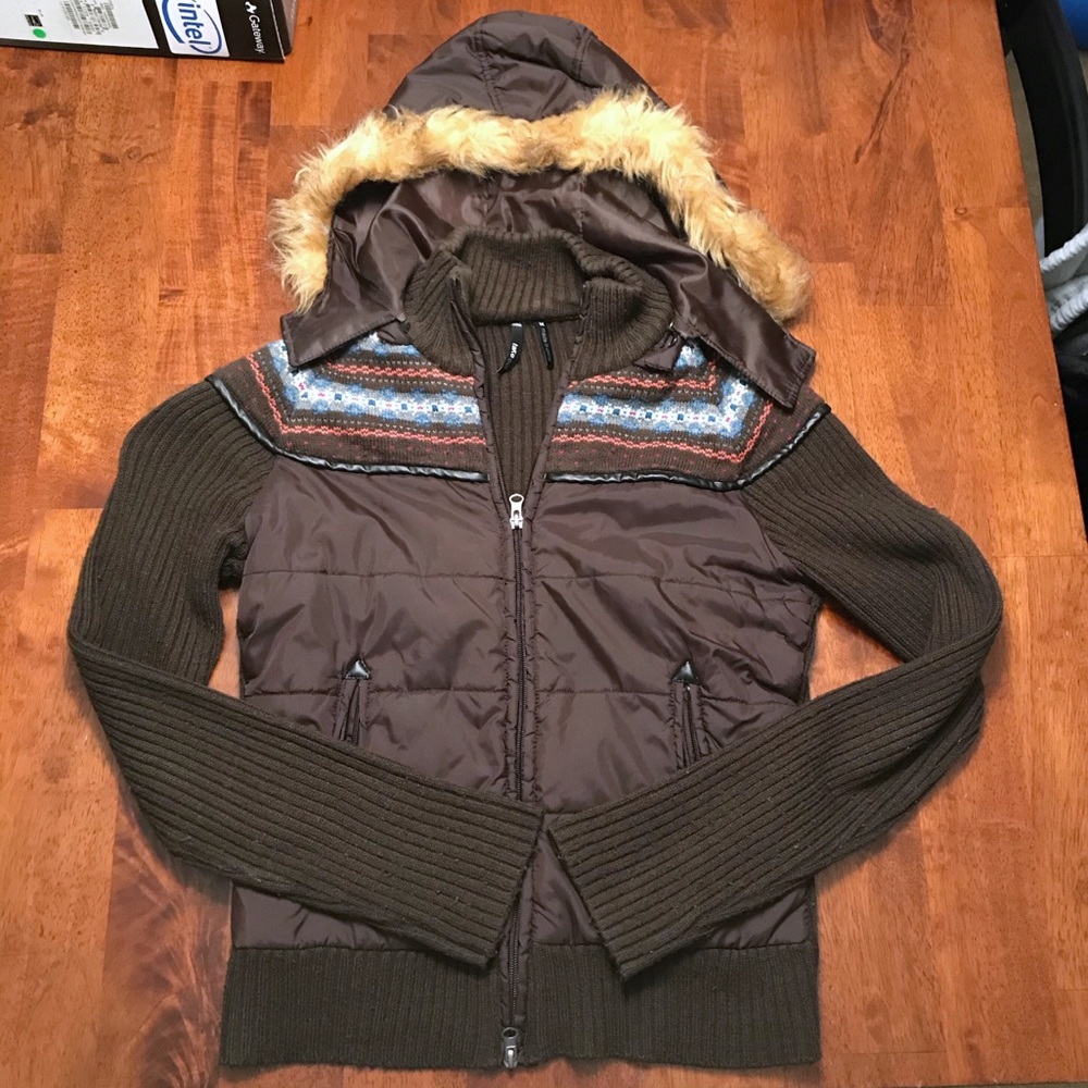 Faux Fur-lined Hooded Puffer Sweater Jacket S/M - Picture 2 of 7